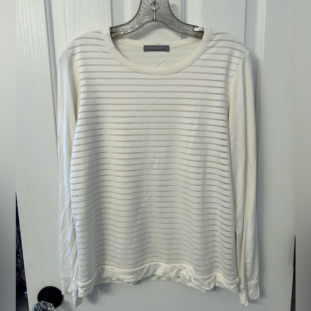 Loveappella size medium white long sleeve shirt